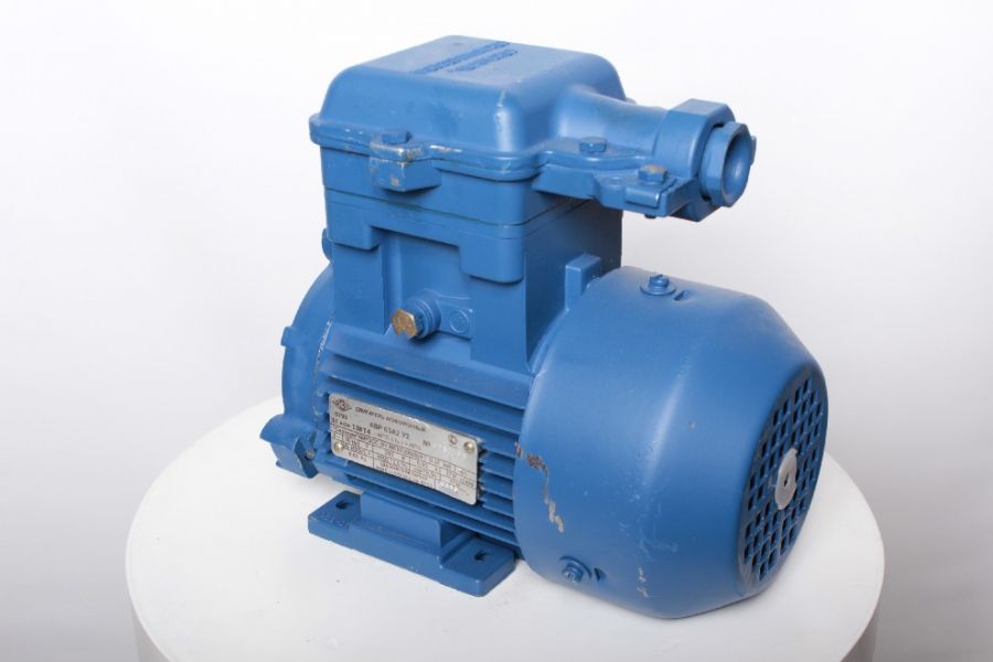 Electric motor 4VR 71 B4